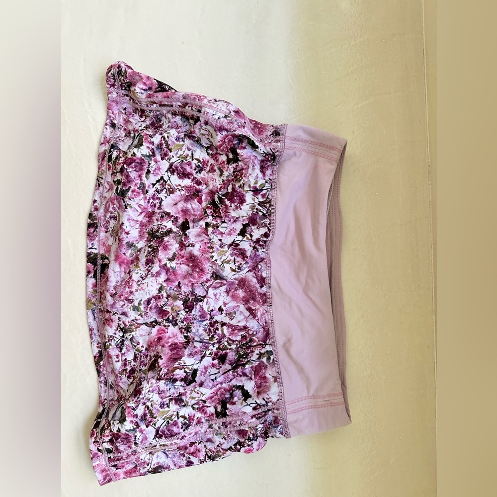 Lululemon pace rival tennis skirt